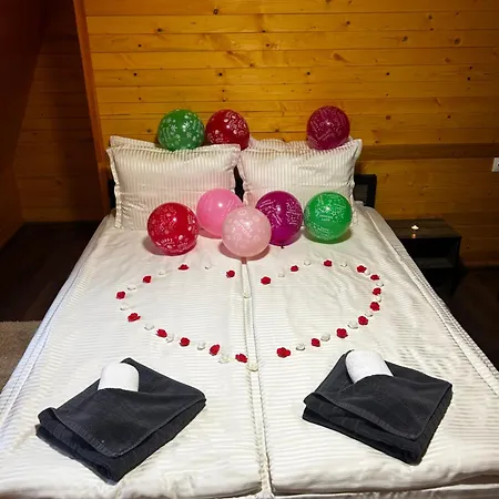 Romantica Forest אתר נופש דוספאט